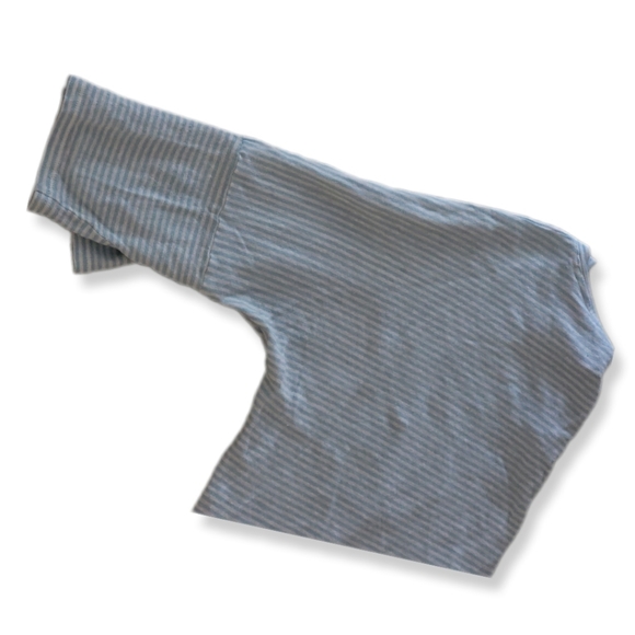 Chico’s size 1 Light Blue & white striped 3/4 sleeve V-neck Linen Shirt - Picture 3 of 10